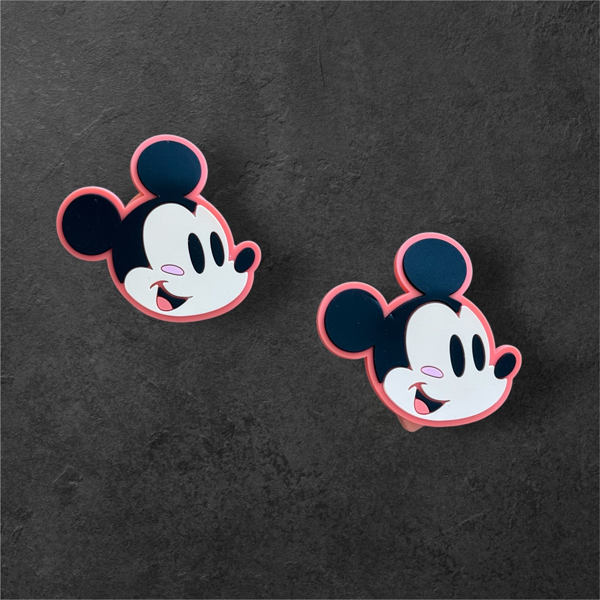 Pinzas para sujetar campos quirúrgicos Mickey Mouse